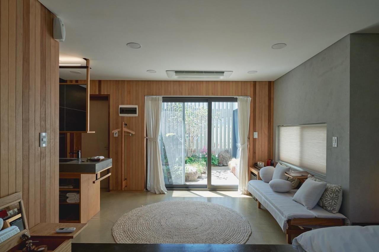 Bed and Breakfast Scenery After Rain Yangyang Exterior foto