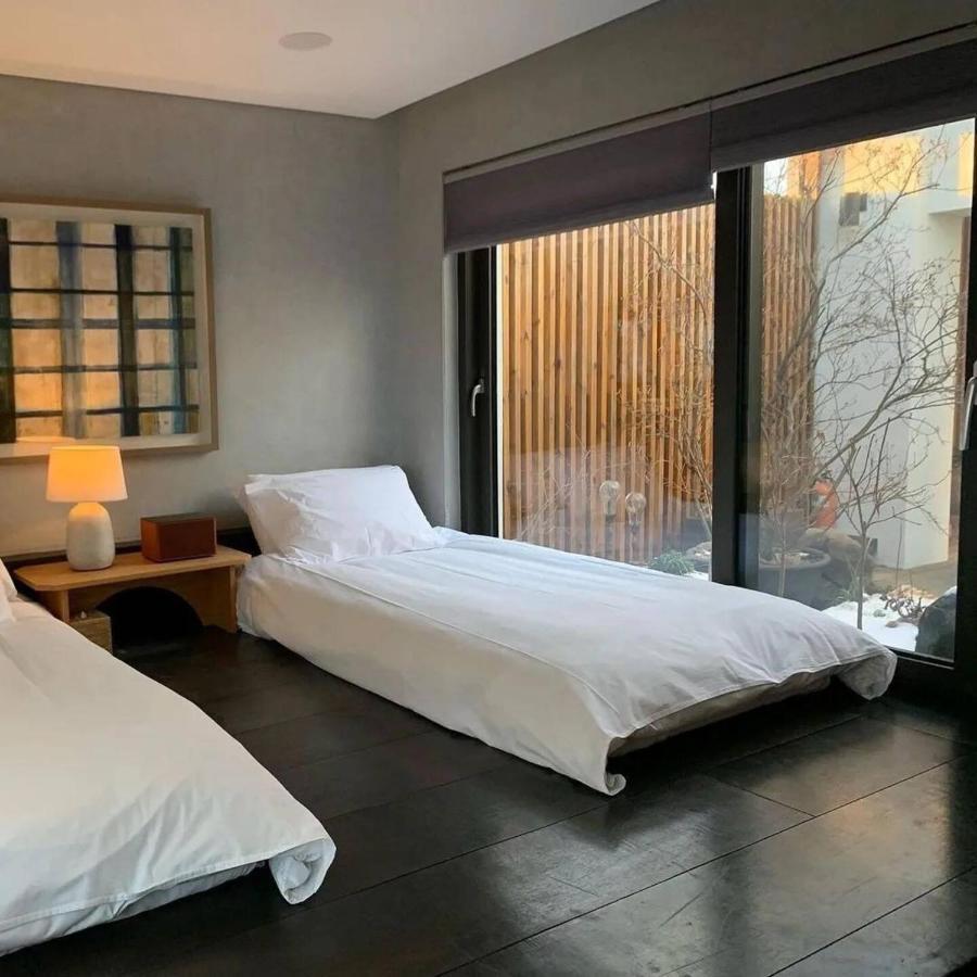 Bed and Breakfast Scenery After Rain Yangyang Exterior foto